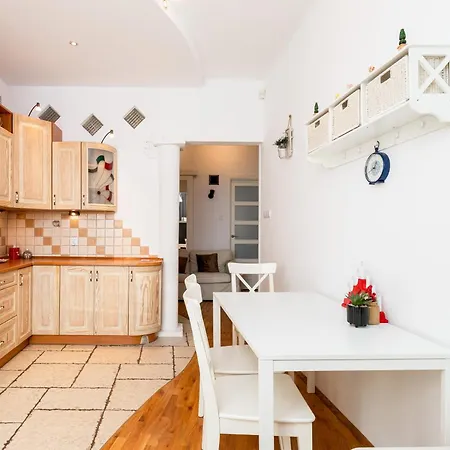 Vistula River Spacious Apartment Krakow